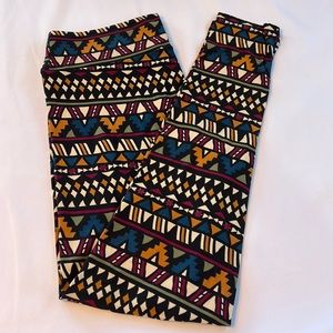 LuLaRoe tall & curvy leggings